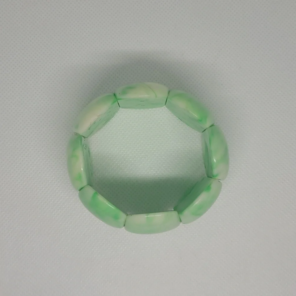 VINTAGE Classic Acrylic Resin Wide Cuff Stretch Bracelet - Picture 3 of 13